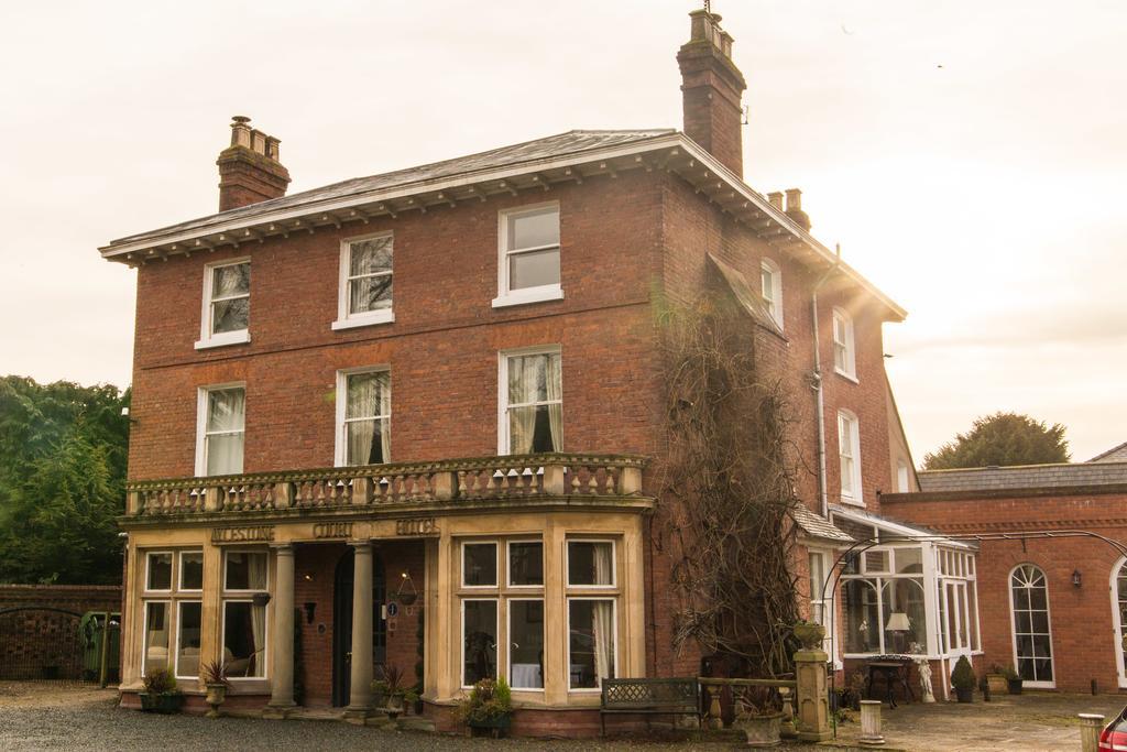 ホテル Aylestone Court ヘレフォード エクステリア 写真